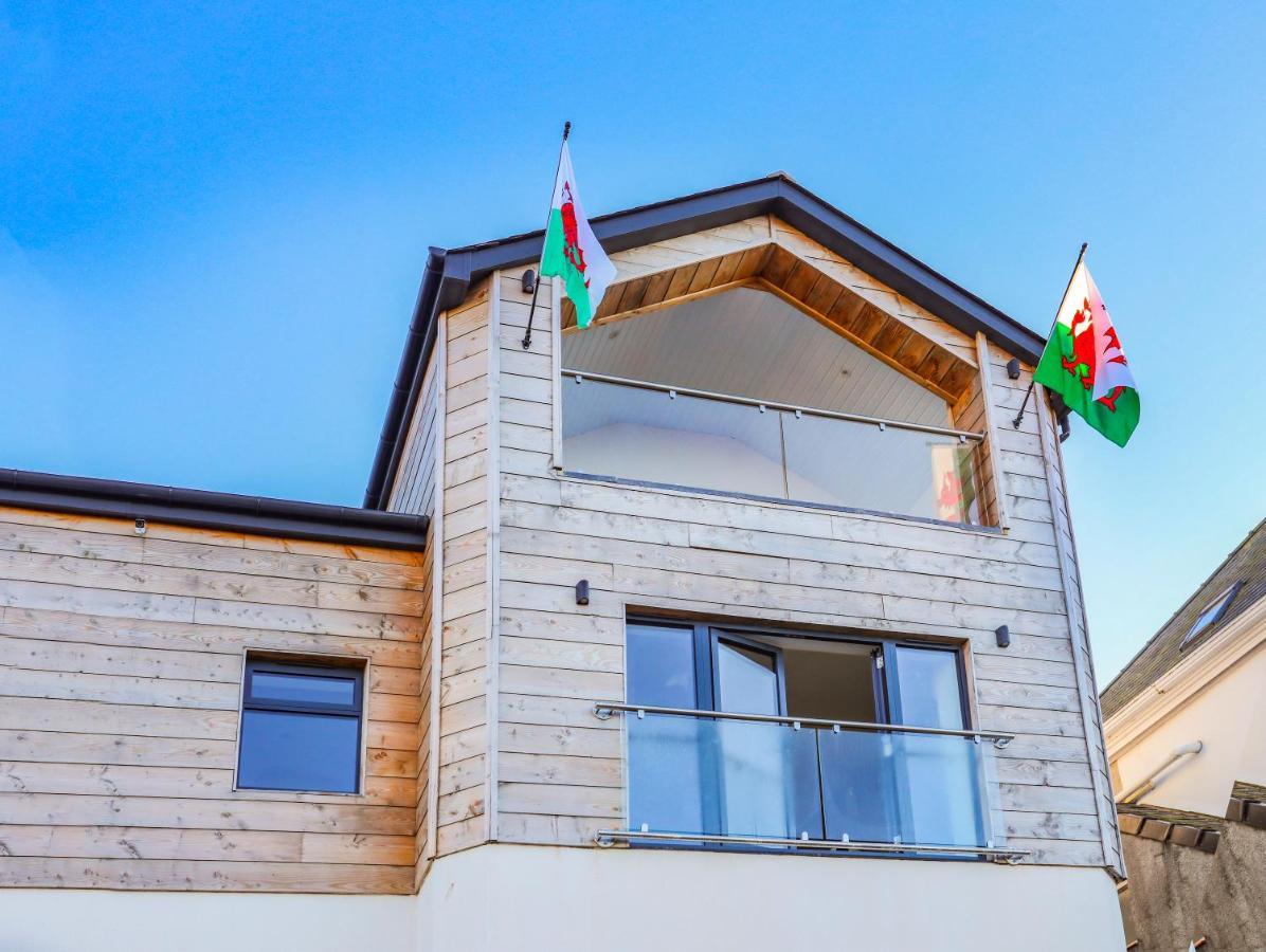 Bryn Min Manton Penthouse Apartamento Caernarfon Exterior foto