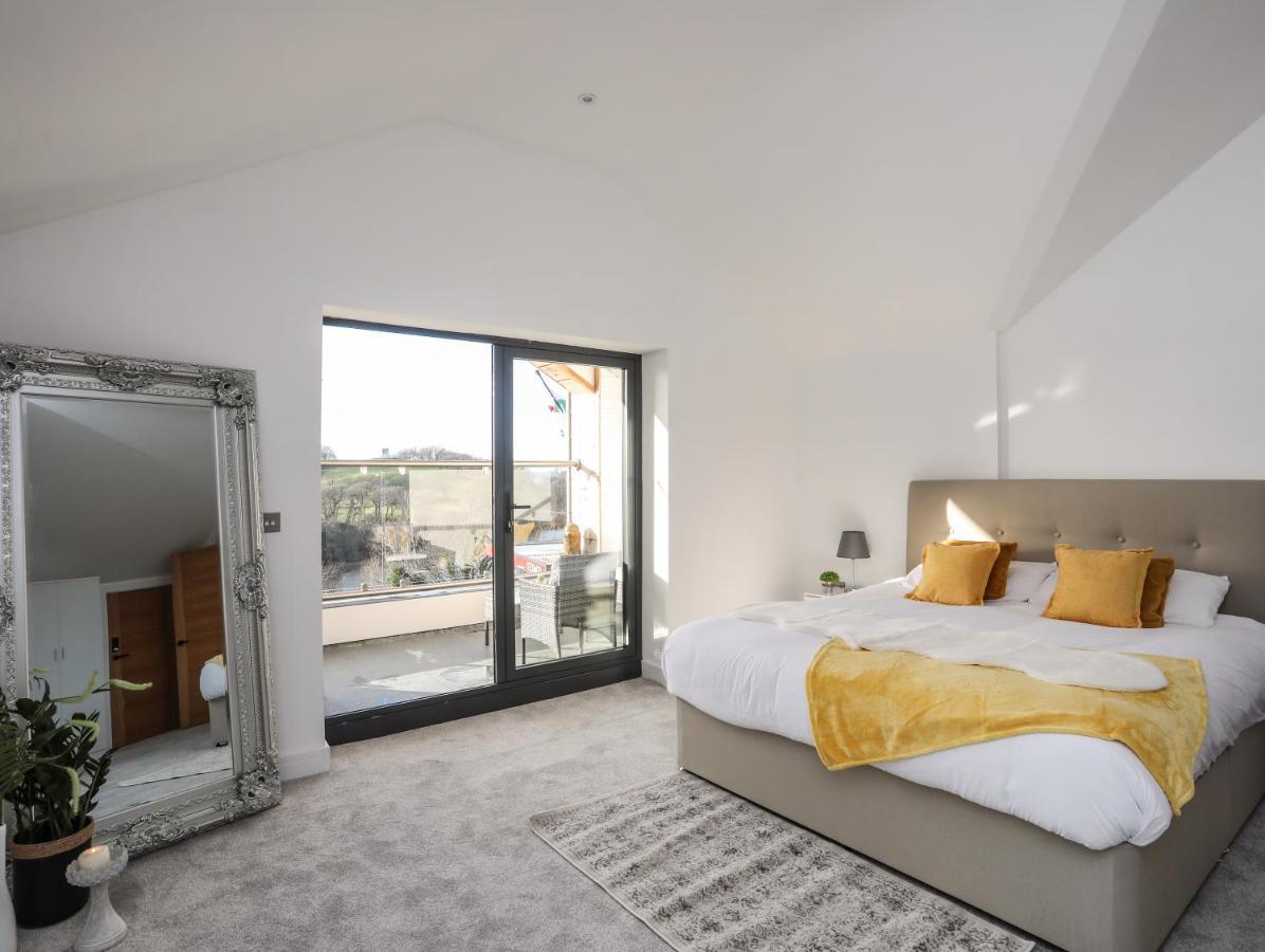 Bryn Min Manton Penthouse Apartamento Caernarfon Exterior foto